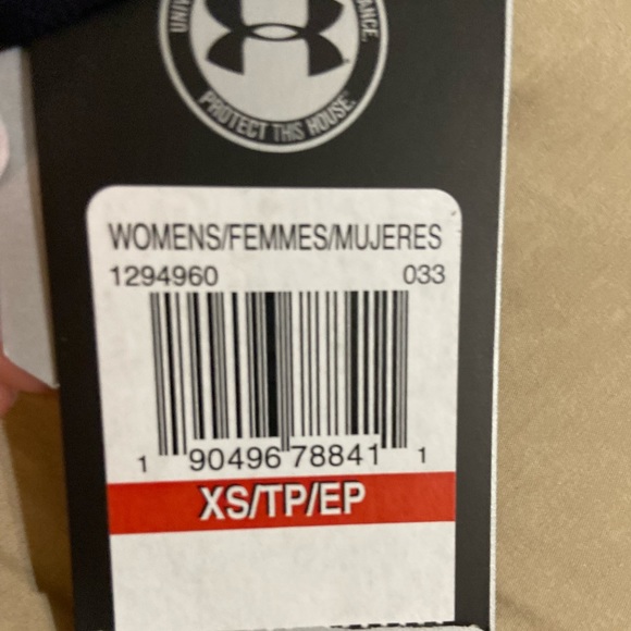 under armour sports bra - Picture 2 of 2